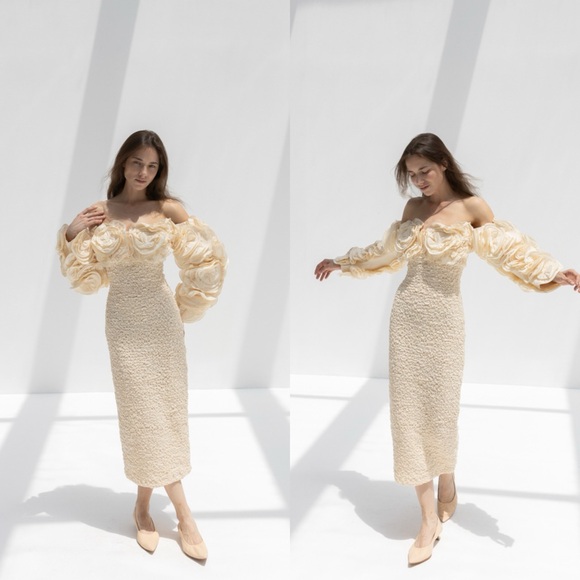 MARA HOFFMAN Luna Off-The-Shoulder Textured-Cotton Midi Dress $1,125 - Picture 4 of 13